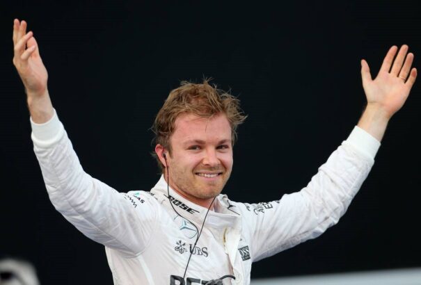 Forma-1: Rosberg rajtol az élről Szuzukában