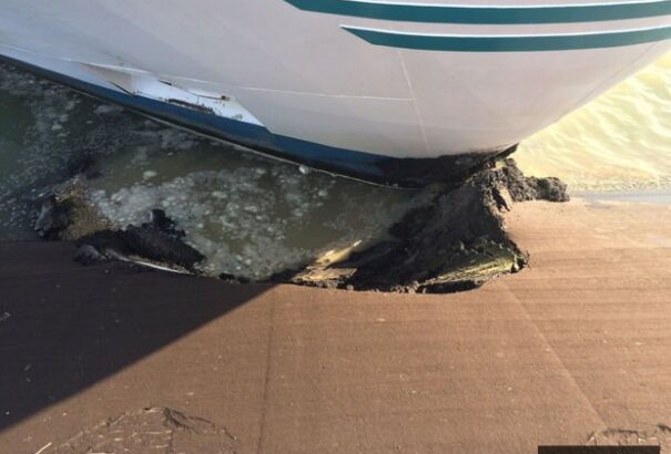 Újra javítani kell Vajkánál a sérült Duna-töltést