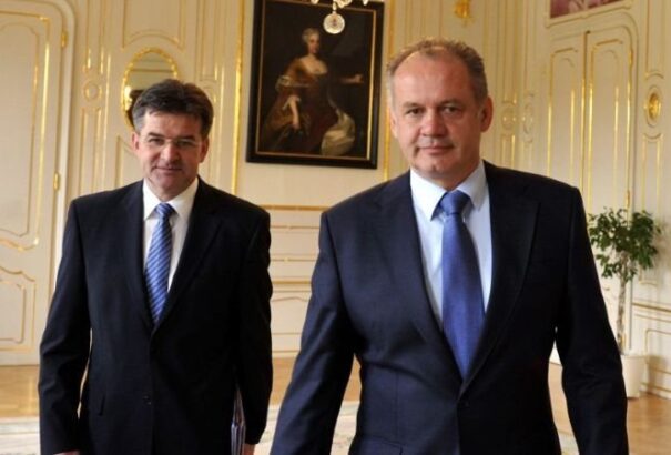 Nemcsak a kínaiak, hanem Lajčák szemét is böki Kiska találkozója a dalai lámával