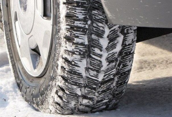 A csehek egyharmada csak az útviszonyok rosszabbodása után cserél téli gumira