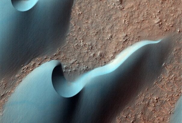 2540 új fotót adtak ki a Marsról (galéria)