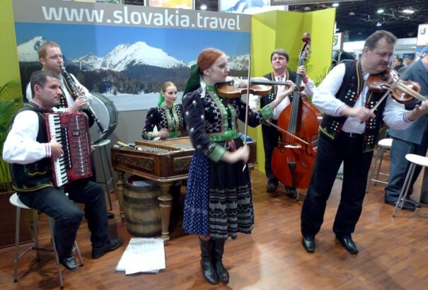 Érsek Árpád megszünteti a Szlovák Idegenforgalmi Ügynökséget (SACR)