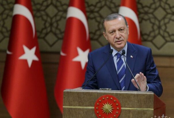 Erdogan repüléstilalmi zóna bevezetését szorgalmazza Szíria északi része felett