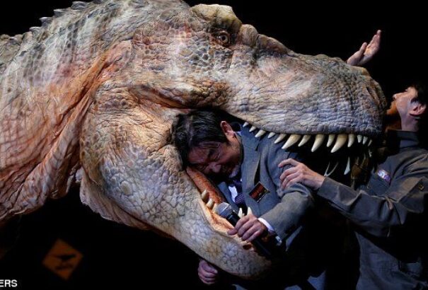 Dinoszauruszok támadtak az emberekre egy tokiói hotelben