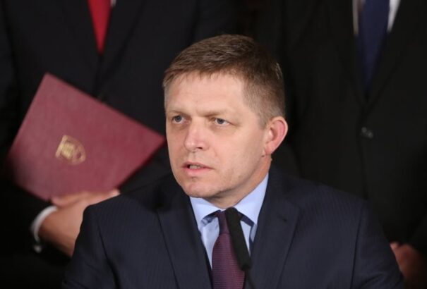 Fico tovább feszíti a húrt: „A tőlem elhangzott kifejező kijelentések nem elhibázottak”