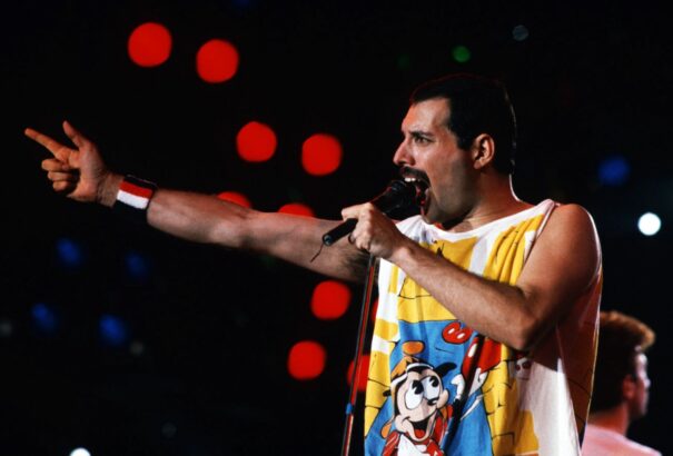 Film készül Freddie Mercury életéről