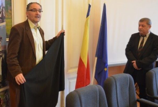 Székely zászló helyett gyászlobogó