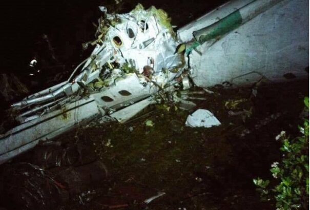 Lezuhant egy focicsapatot szállító repülő Kolumbiában