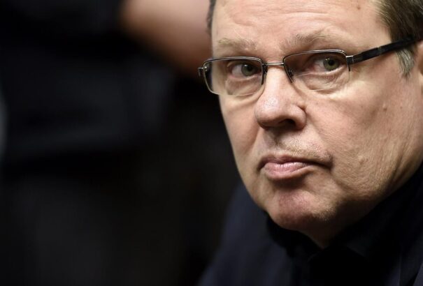 Lecsukták a drogellenes rendőrségi alakulat volt vezetőjét Finnországban