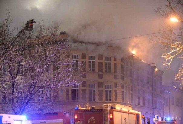 A kassai Šafárik egyetem teljes tetőzete megsemmisült a péntek esti tűzben