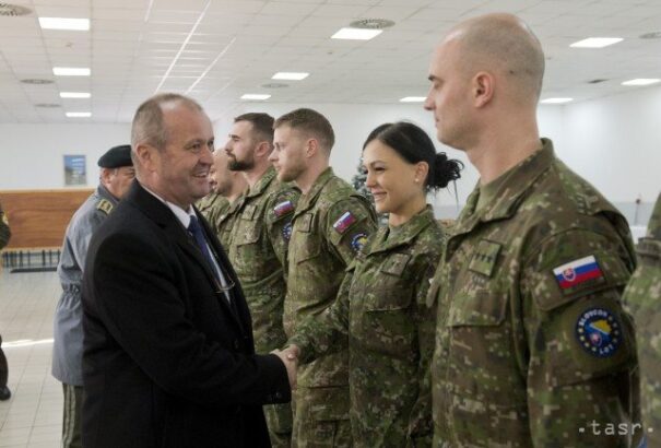 A szlovák katonák többsége külföldön tölti az ünnepeket