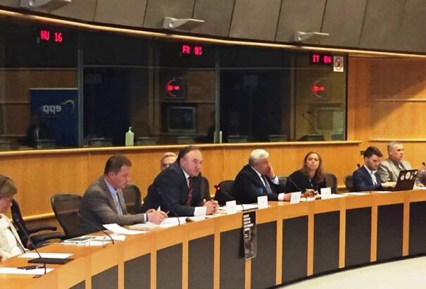 Uniós jelentés az emberi jogokról, mely nem sokat ér? Csáky Pál a Körképnek