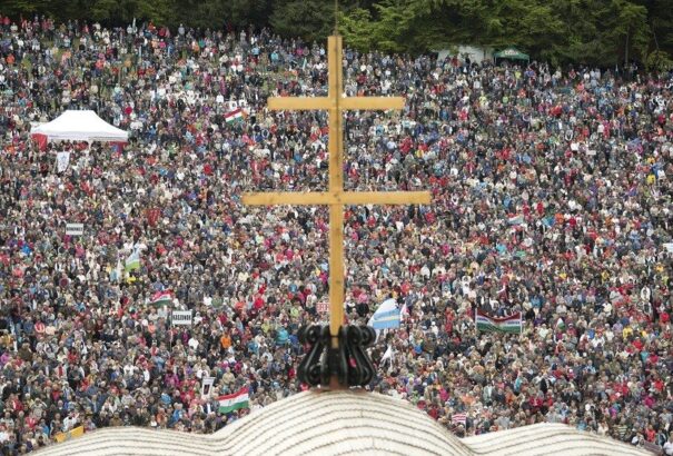 Nem vették fel a csíksomlyói búcsút az UNESCO szellemi kulturális örökségi listájára