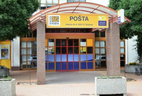 Stomfán összeomlott a posta. Az alkalmazottak harmada beadta a felmondását