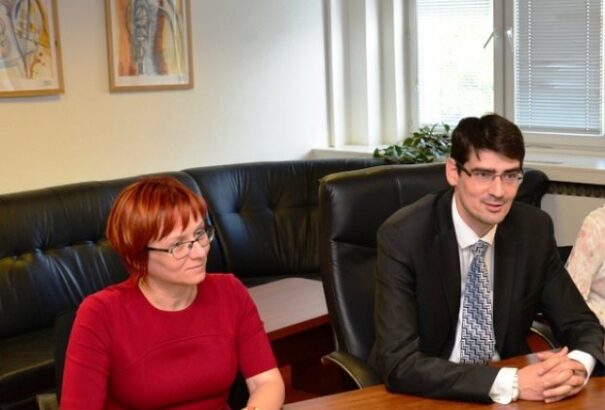 Folytatódó lekiskorúsítás: Magyar szempontból újabb fontos területet vesztett a Most-Híd