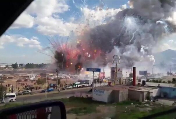 Legalább 29-en meghaltak és több mint 70-en megsérültek a mexikói robbanásban (videó)