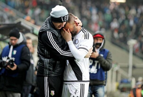 Ünnepelve búcsúztatták el Nikolicsot