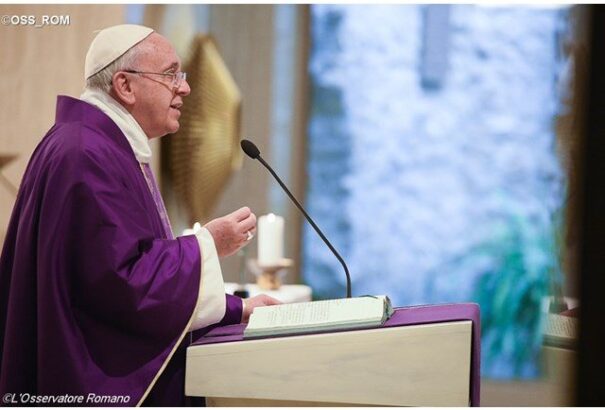 Ferenc pápa: az élet apró és kicsi dolgaiban találunk Istenre