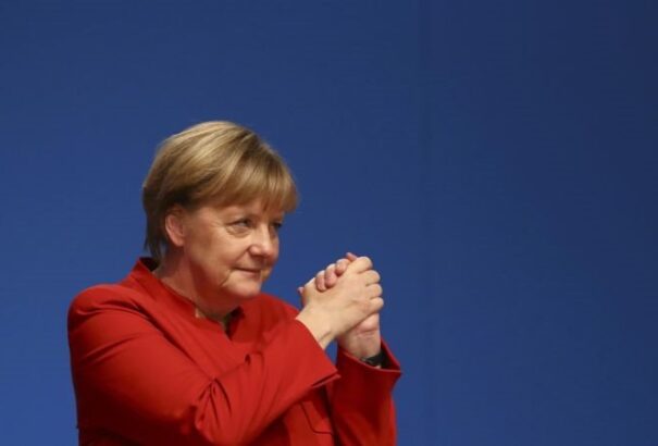 Továbbra is Angela Merkel a CDU elnöke