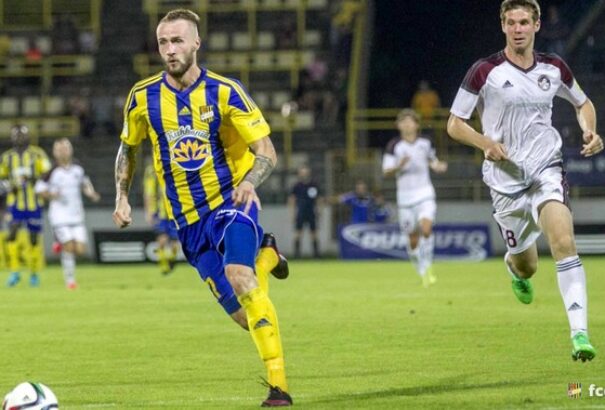 Szarka: Magyarországért kész lennék lemondani a szlovák állampolgárságról is