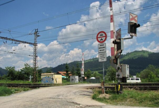 Csökkent a balesetek száma a vasúti átkelőkön
