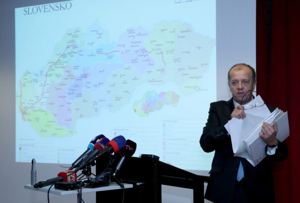 Több hónapnyi csend után Rybníček országos aláírásgyűjtésbe kezd