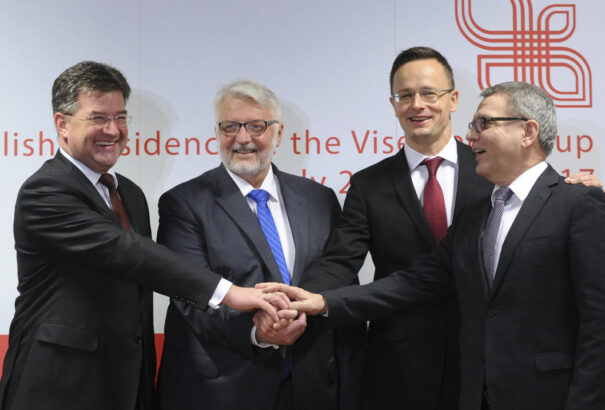 Lajčák: a V4 nem „EU-ellenes” csoportosulás