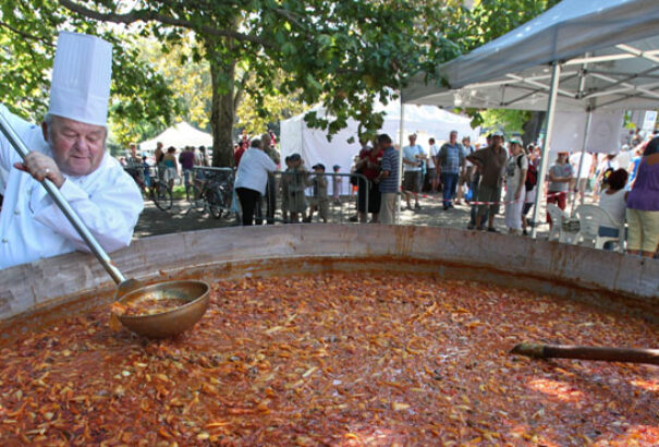 Vinkó József: Benke Laci bácsi és a kádárizmus – nesze neked, magyar konyhaforradalom!
