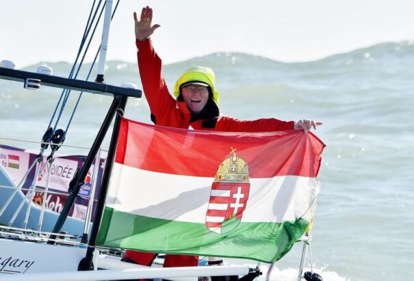 Fa Nándor visszavonul