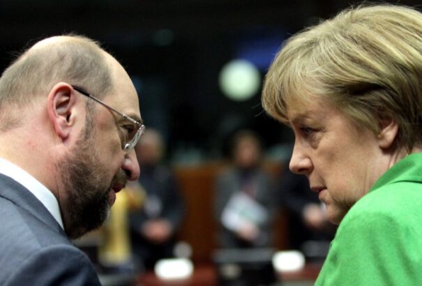 Bomlasztani próbálják a németek a V4-ek egységét