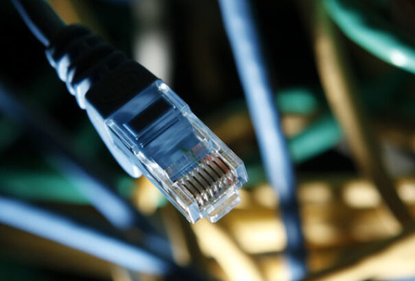 Mi lenne, ha egy napra kikapcsolná(n)k az internetet? Nem, nem a világ vége…