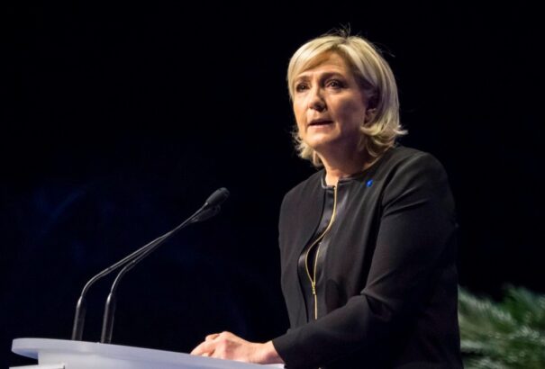 Le Pen a legbiztosabb befutó