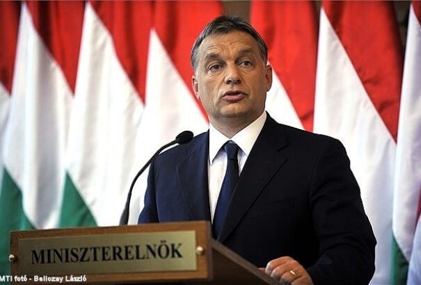 Orbán Viktor: minden állami vezető kapjon államtudományi képzést!