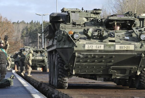 Ez már nem gyakorlat: A NATO 1100 katonát vezényel Lengyelországba