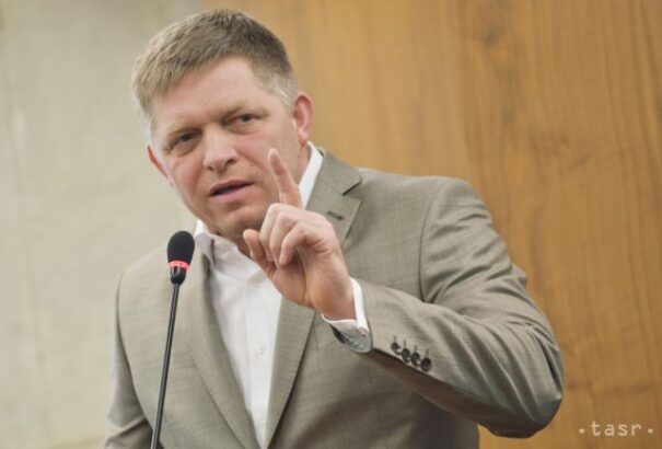 A kormányfő a médiát kritizálja, de csak a kiválasztott újságíróknak válaszol