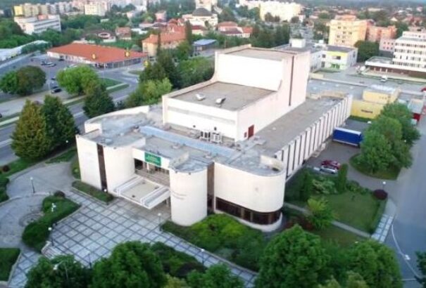 Werkfilm a Komáromi Jókai Színház kulisszatitkairól