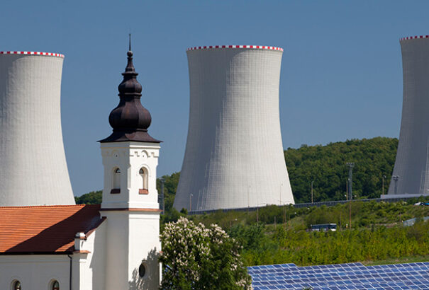 Nyugati gondok miatt késlekednek a mohi atomerőmű bővítésével