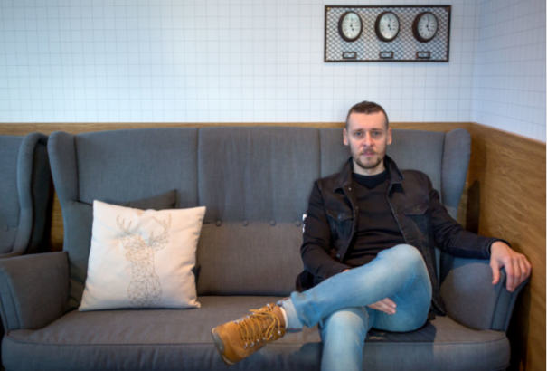 A Fusakle zoknik készítője: A fiatalok lusták, nem tudunk embereket találni