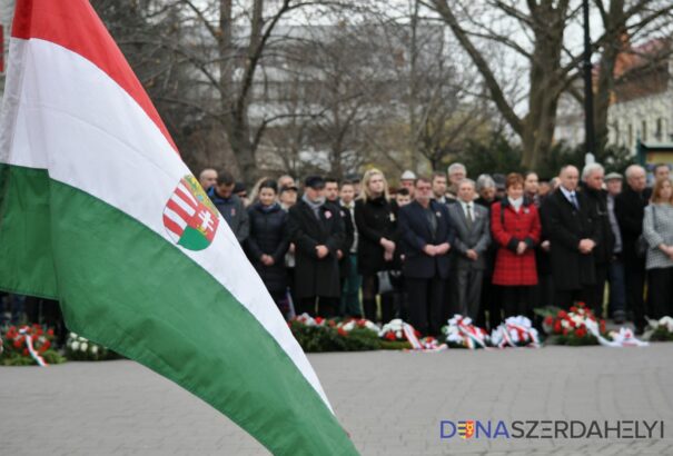 Dr. Somogyi Alfréd: Azt mondjuk szabadon élünk. Valóban így van?