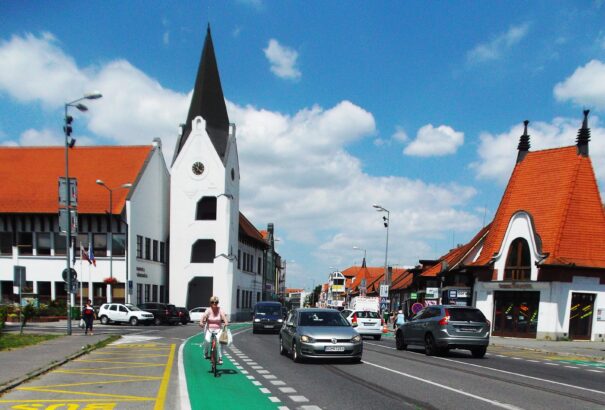 A városi kerékpárutak bővítésére pályázik Dunaszerdahely