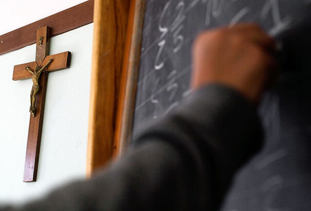 Olaszország: Az iskolák megáldása nem sérti a vallásszabadságot