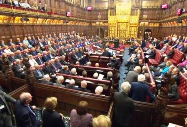 A brit parlament zöldet adott: indulhat a brexit