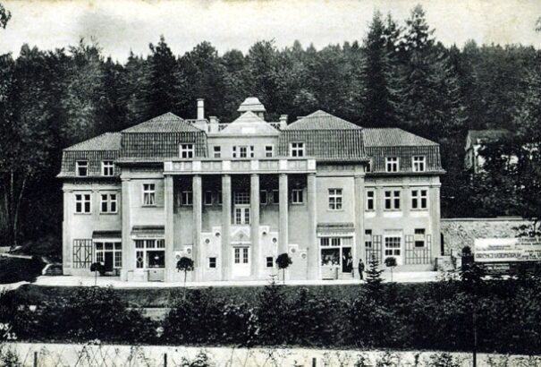 Visszakapja kastélyát a dél-morvaországi Luhačovicében a magyarországi származású Serényi család