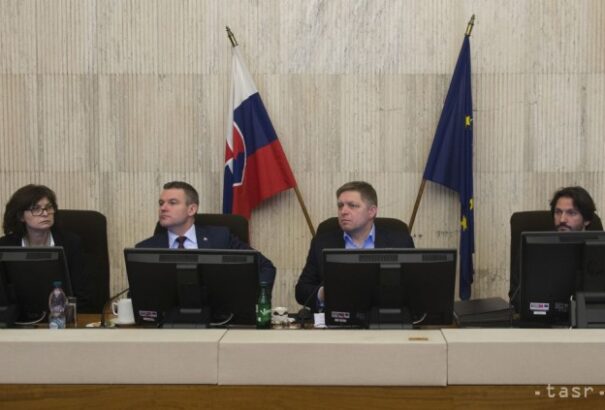 Ma ismét ülésezik a kormány