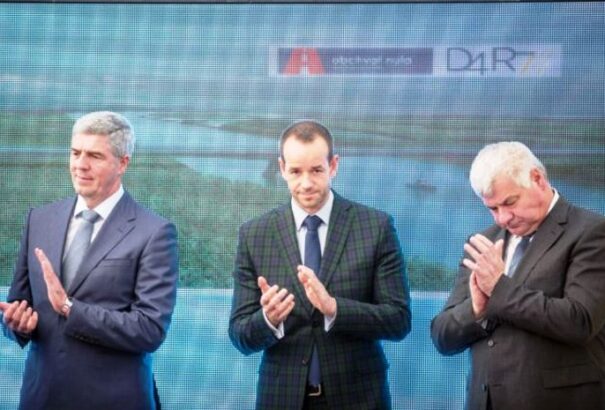 A képviselők elutasították Bugár telekbizniszének nyilvánosságra hozatalát