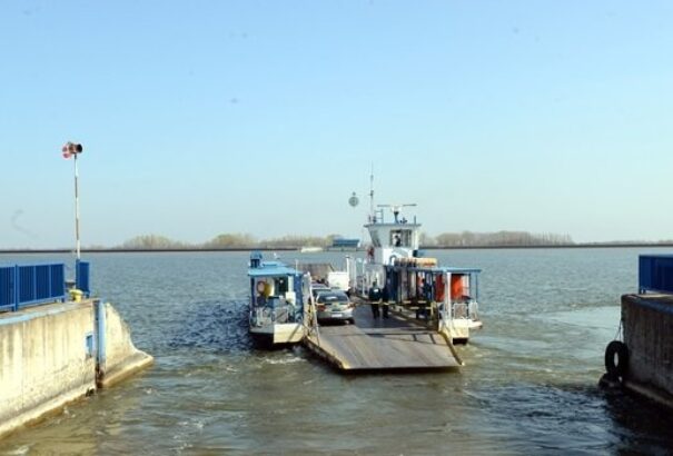 Feleslegessé válhat a kompozás, a minisztérium járhatóvá tenné az alagutat Vajkánál