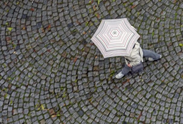 Napsütéses lesz a vasárnap, de azért legyen nálunk esernyő