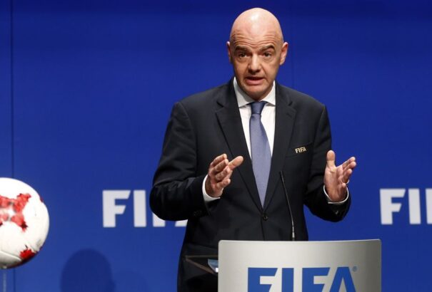 FIFA: A 2018-as világbajnokságon már használni fogják a videobírót