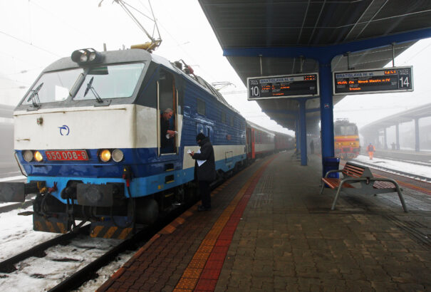 Újraindulnak a gyorsvonatok a Pozsony és Kassa közötti déli vonalon