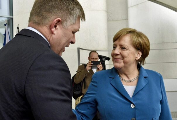 Fico: Szlovákiának a V4 nem az Európai Unió alternatívája